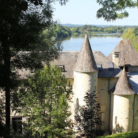 Chateau De Courtebotte Saint-Jean-de-Blaignac Bagian luar foto