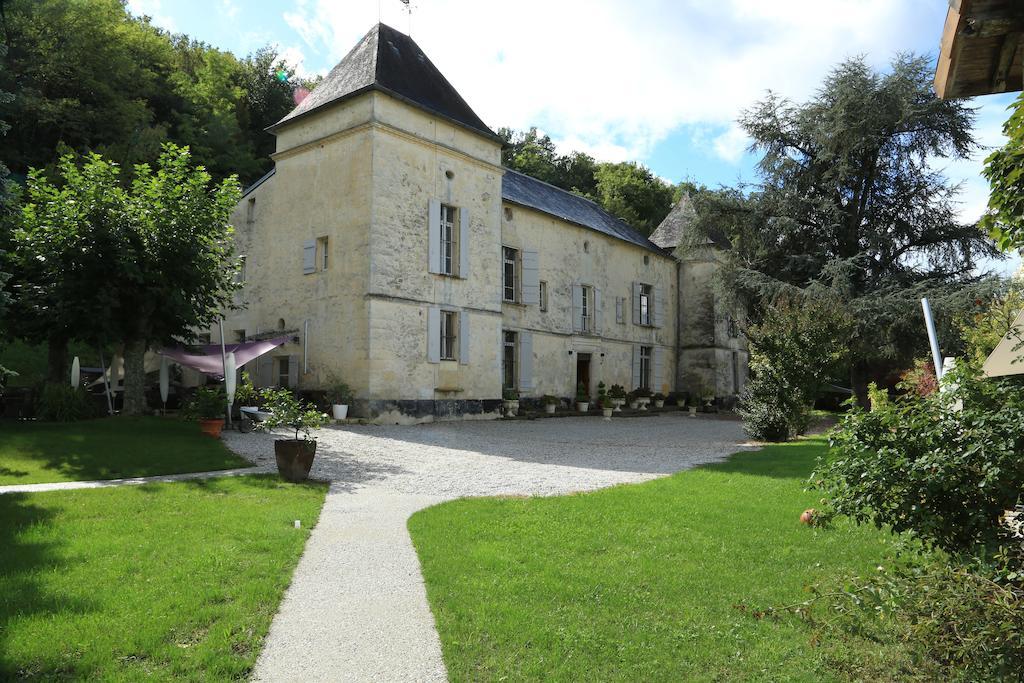 Chateau De Courtebotte Saint-Jean-de-Blaignac Bagian luar foto