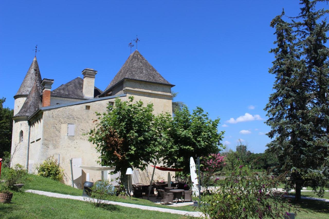 Chateau De Courtebotte Saint-Jean-de-Blaignac Bagian luar foto