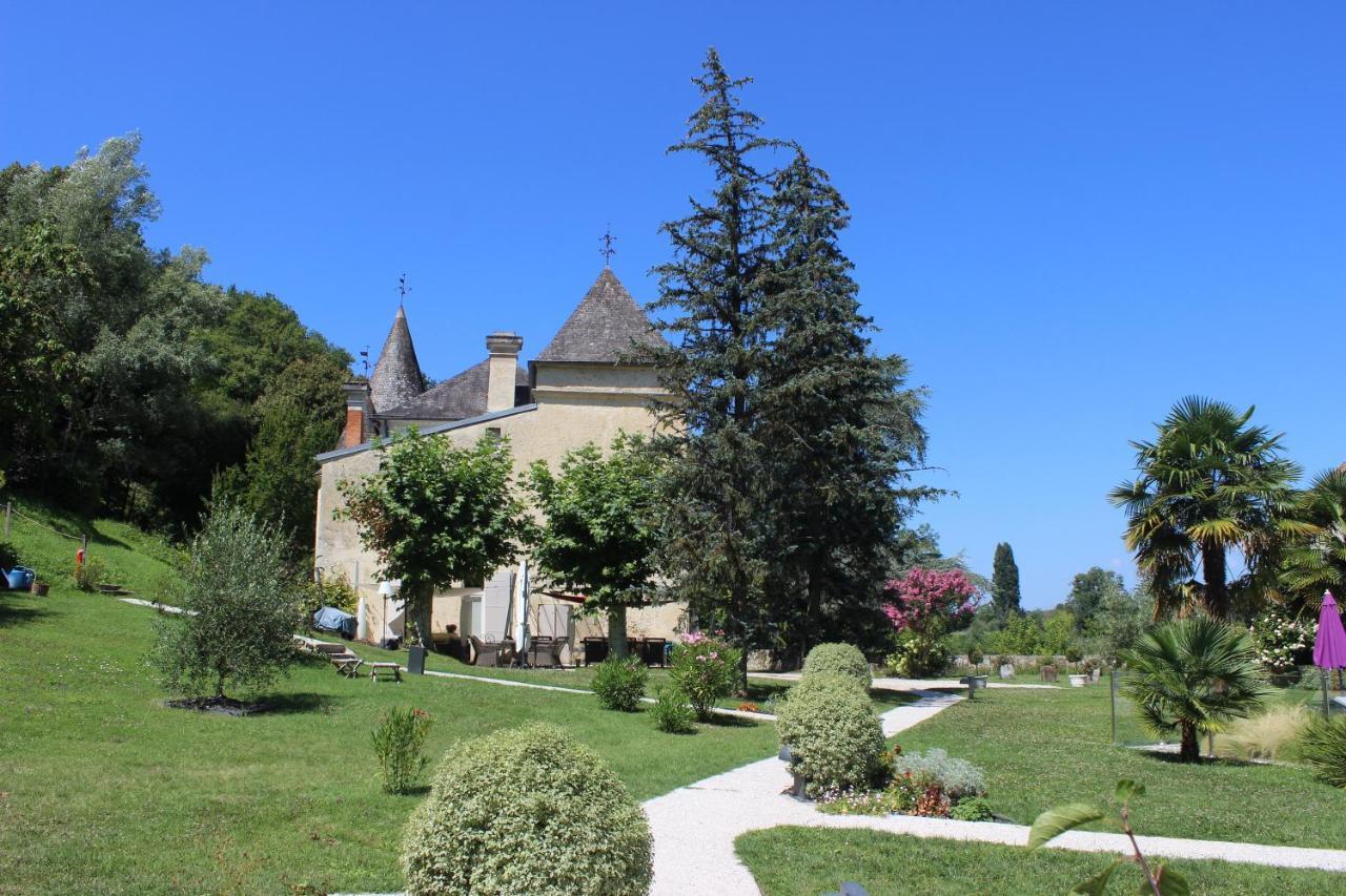 Chateau De Courtebotte Saint-Jean-de-Blaignac Bagian luar foto